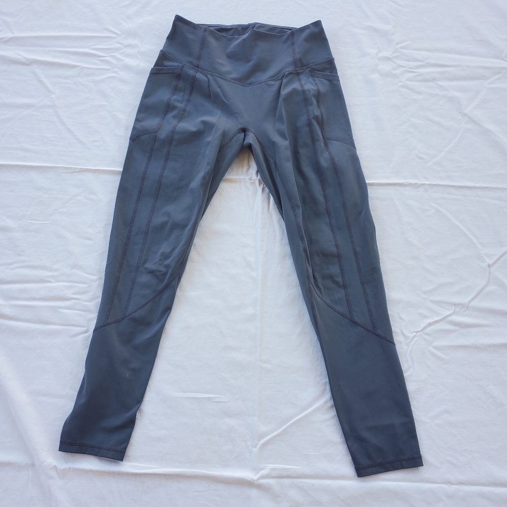 Effortless Heart Booty Leggings Steel